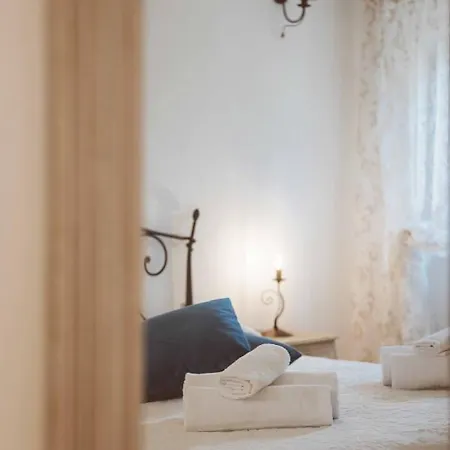 Trullo 100 Passi 阿尔贝罗贝洛